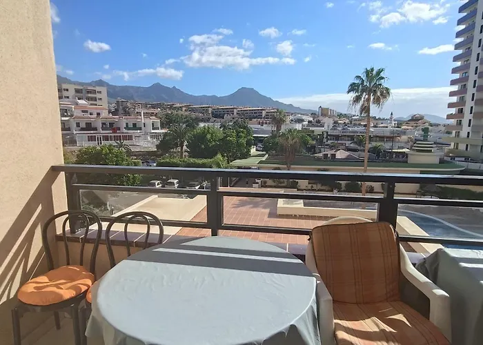 Club Paraiso *